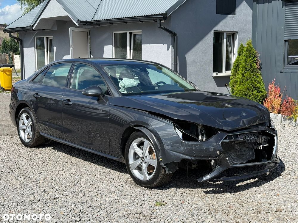 Audi A4 Limousine 35 TFSI mHEV Advanced S tronic - 12