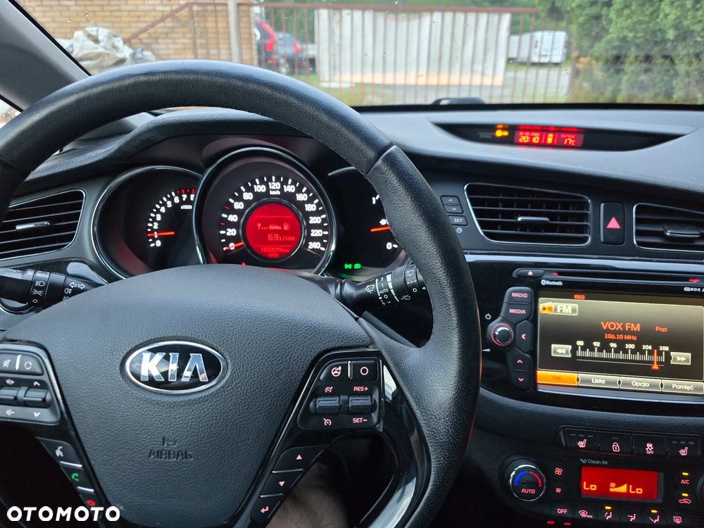Kia Ceed 1.6 GDI L - 6