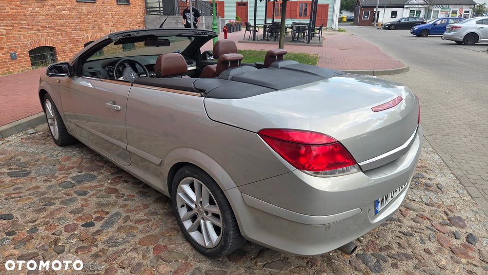 Opel Astra 1.8 Enjoy - 19