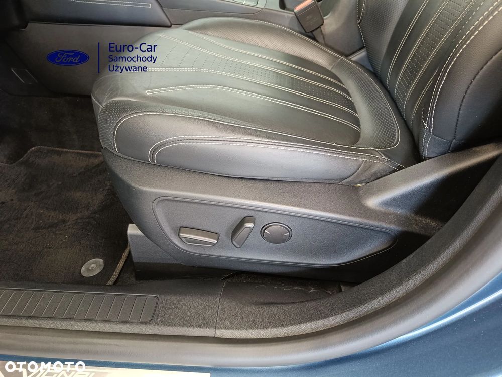 Ford Kuga 2.5 Duratec FHEV VIGNALE - 32