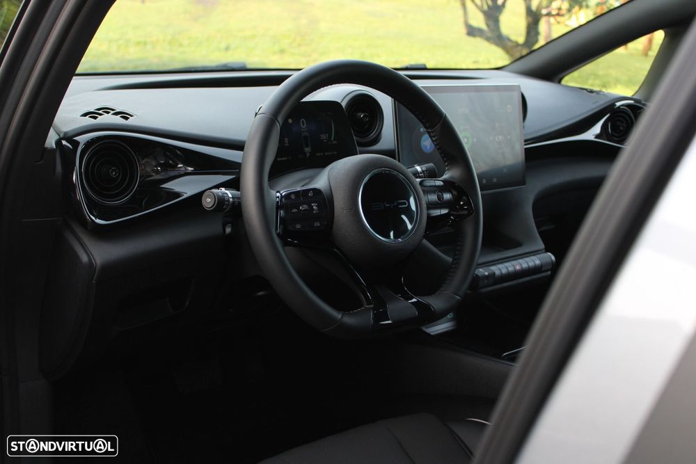 BYD Dolphin 60.4 kWh Comfort - 29