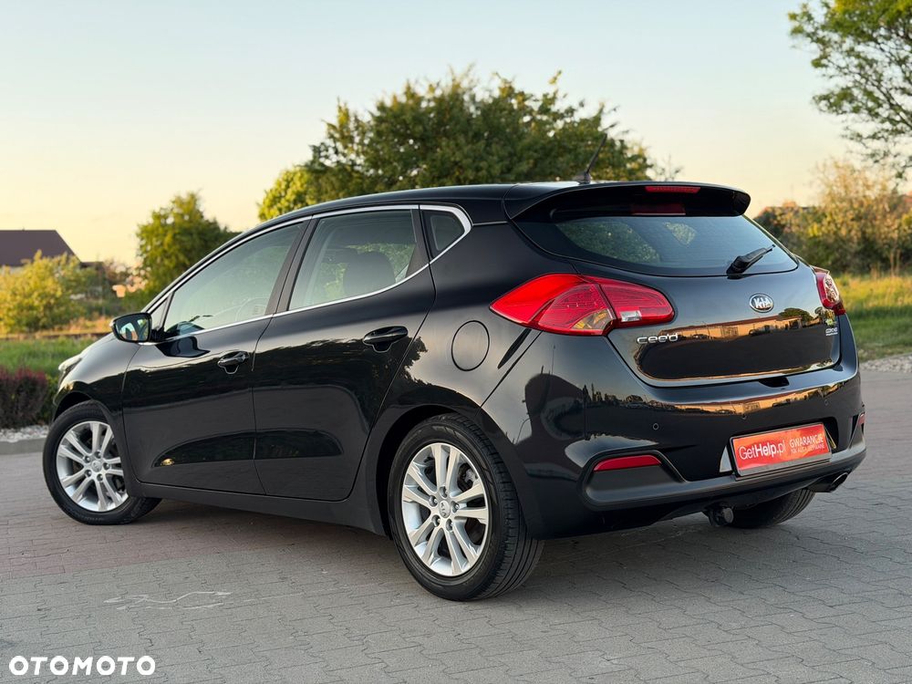 Kia Ceed 1.6 GDI Platinum Edition - 4