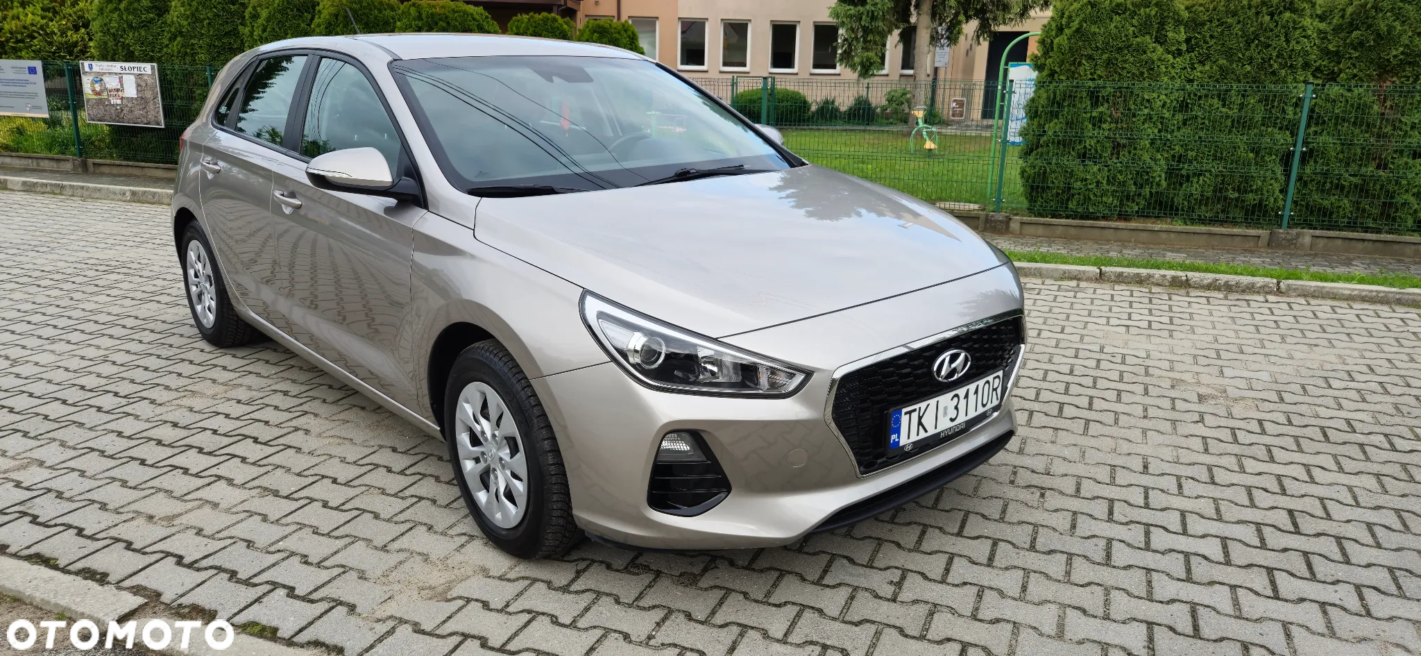 Hyundai i30 1.4 Base - 16
