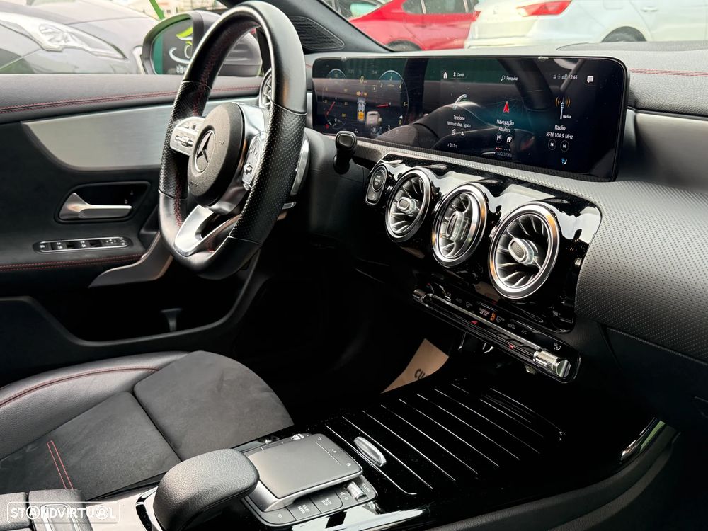 Mercedes-Benz CLA 200 d Shooting Brake AMG Line Aut. - 35