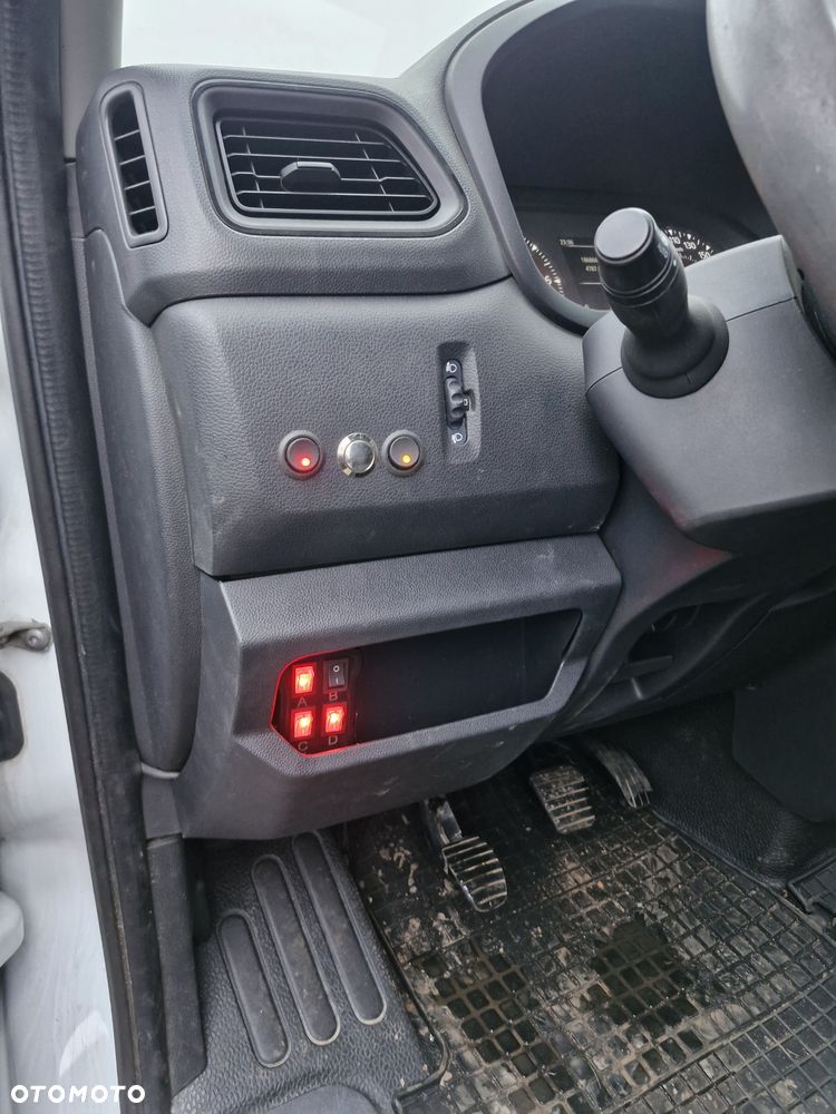 Renault master - 18