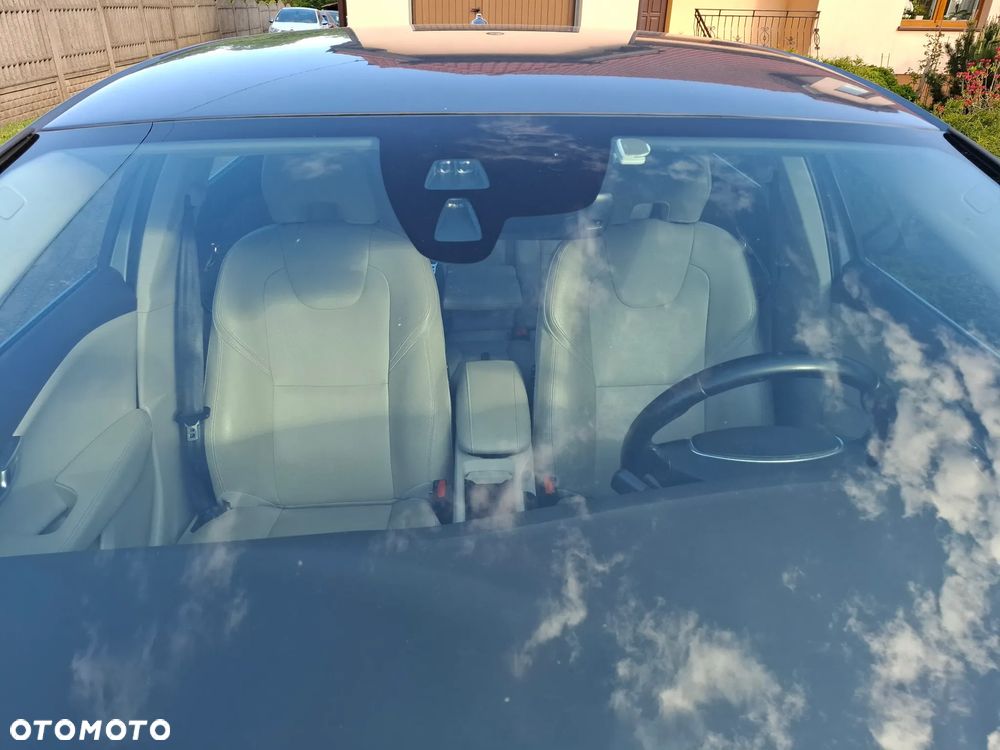 Volvo V40 D4 Geartronic You - 28