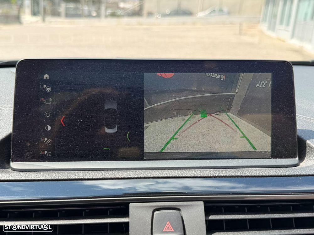 BMW 220 d Cabrio Pack M Auto - 18