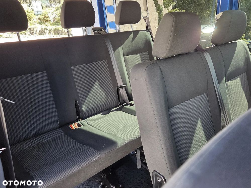 Volkswagen Transporter - 6