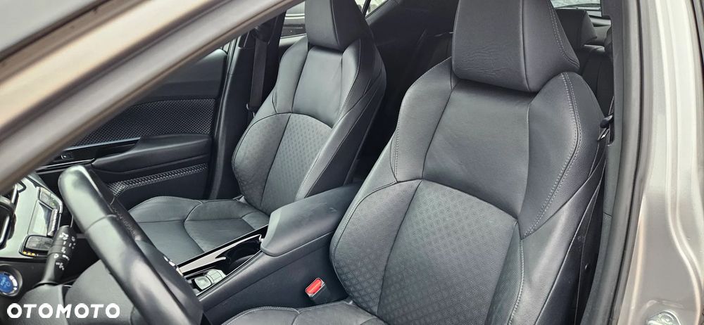 Toyota C-HR 1.8 Hybrid Prestige - 22