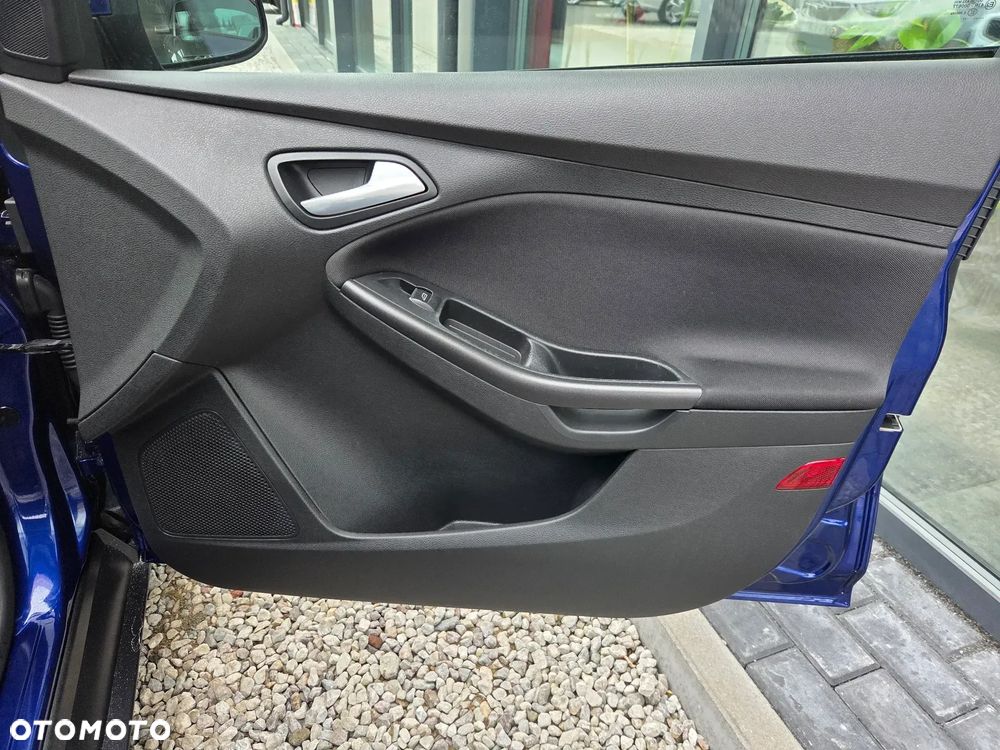 Ford Focus 1.5 EcoBoost Start-Stopp-System Business Edition - 17