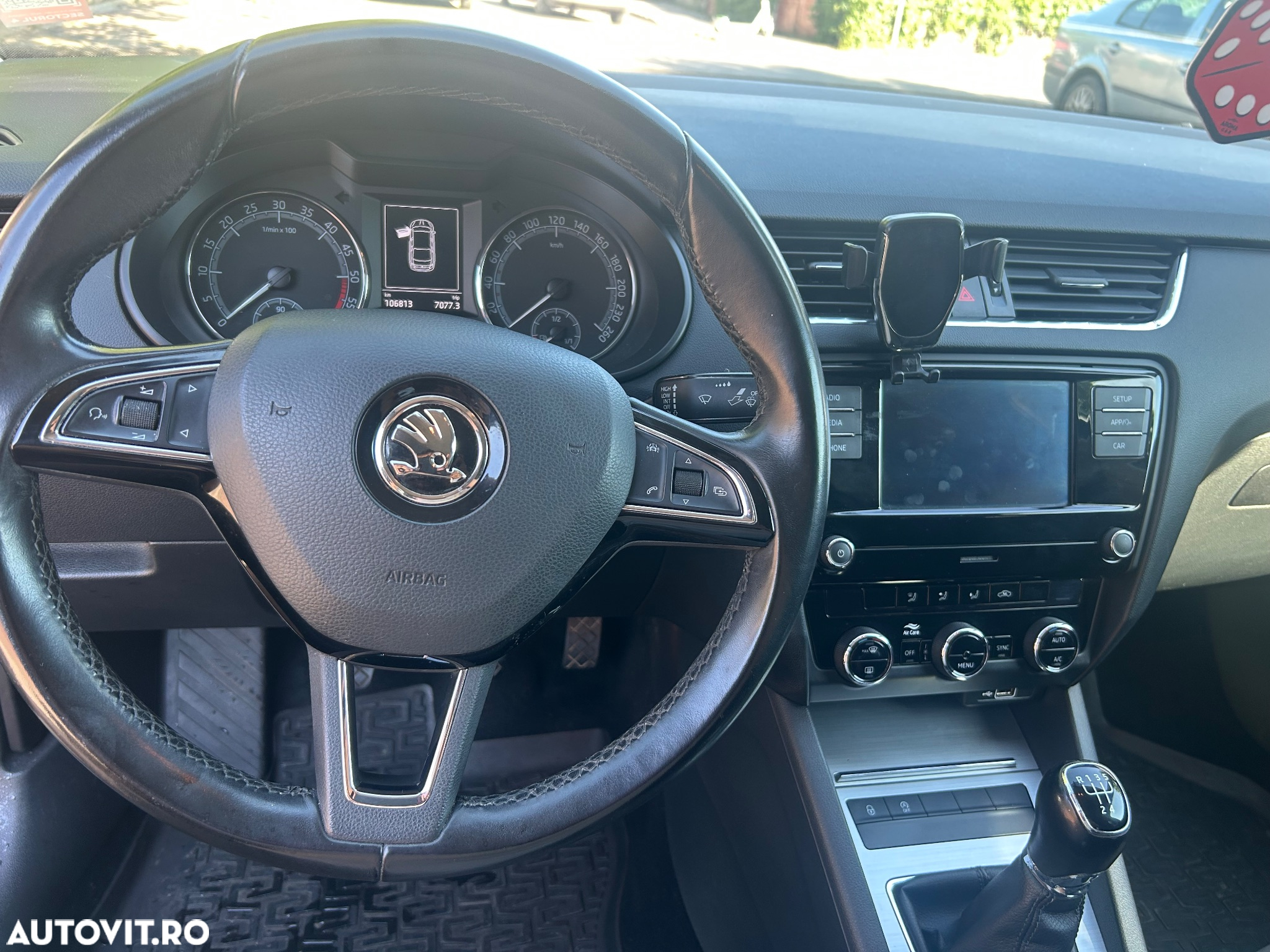 Skoda Octavia - 8