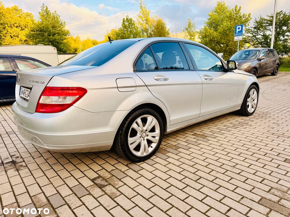Mercedes-Benz Klasa C 180 Kompressor Classic - 4