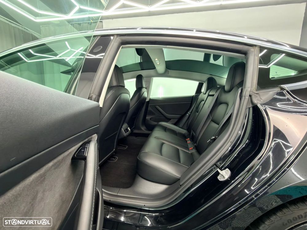 Tesla Model 3 Standard RWD Plus - 12