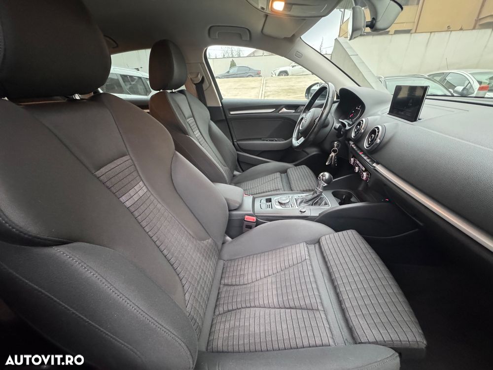 Audi A3 2.0 TDI ack S tronic - 19