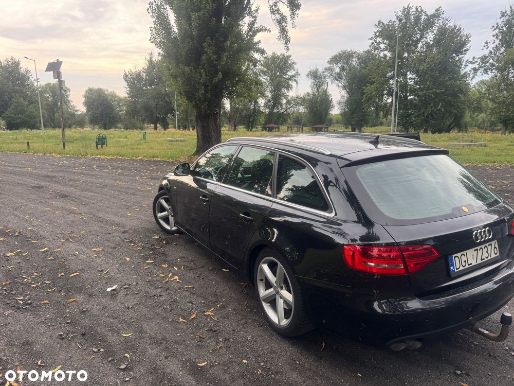 Audi A4 Avant 2.0 TDI - 14