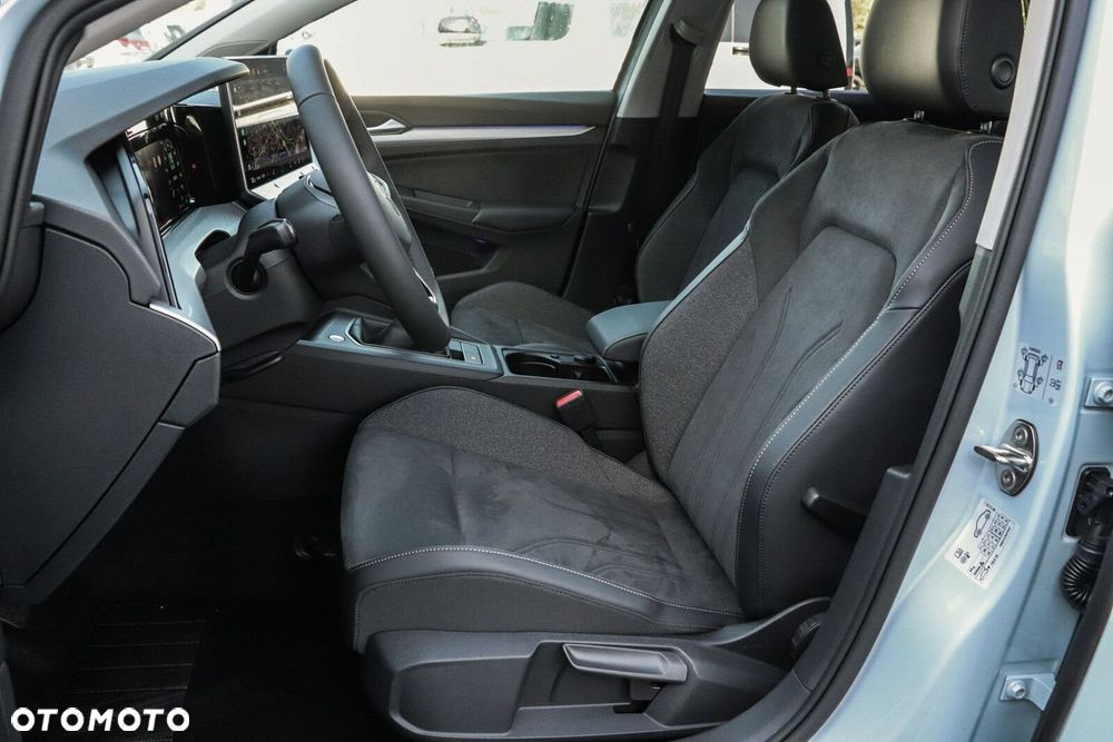 Volkswagen Golf - 10