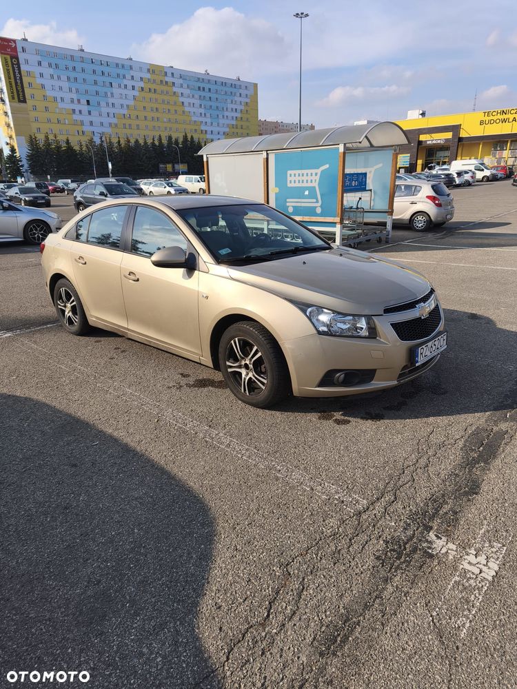 Chevrolet Cruze - 2
