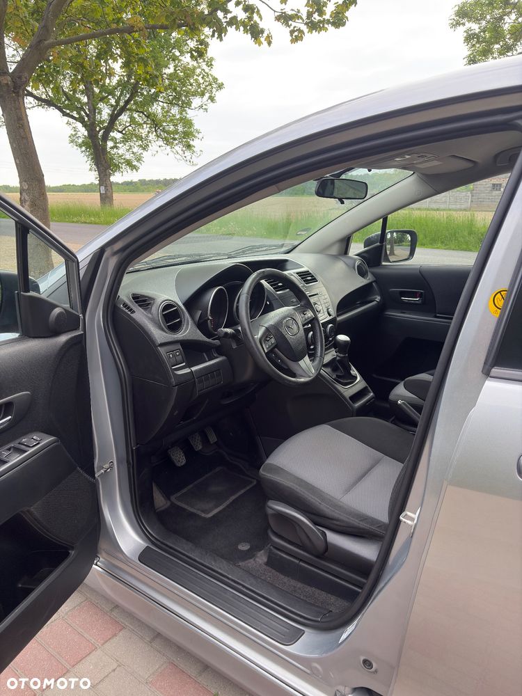 Mazda 5 2.0 Exclusive + - 13