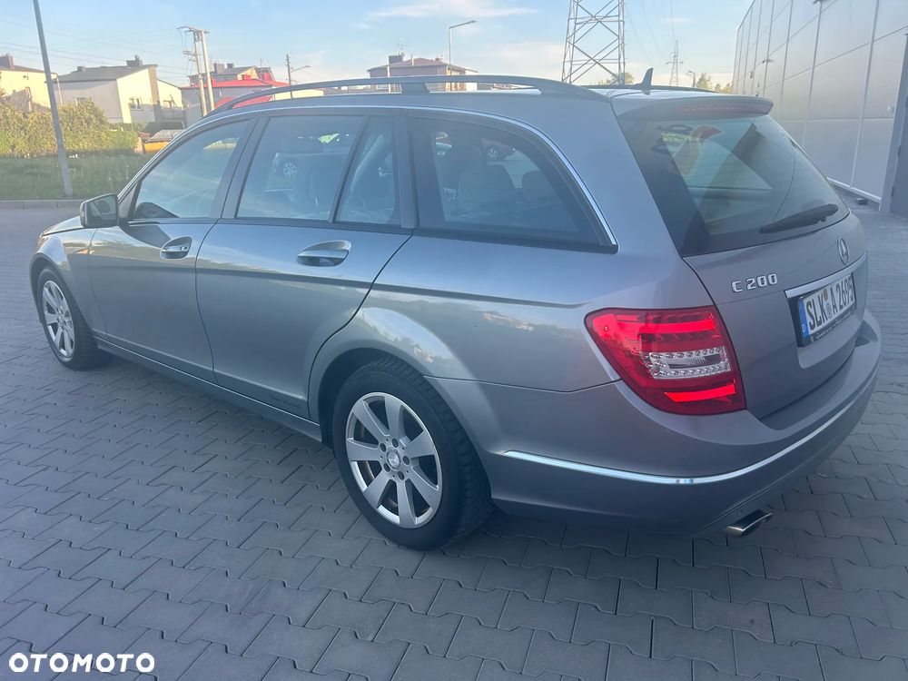 Mercedes-Benz Klasa C 200 (BlueEFFICIENCY) Elegance - 12