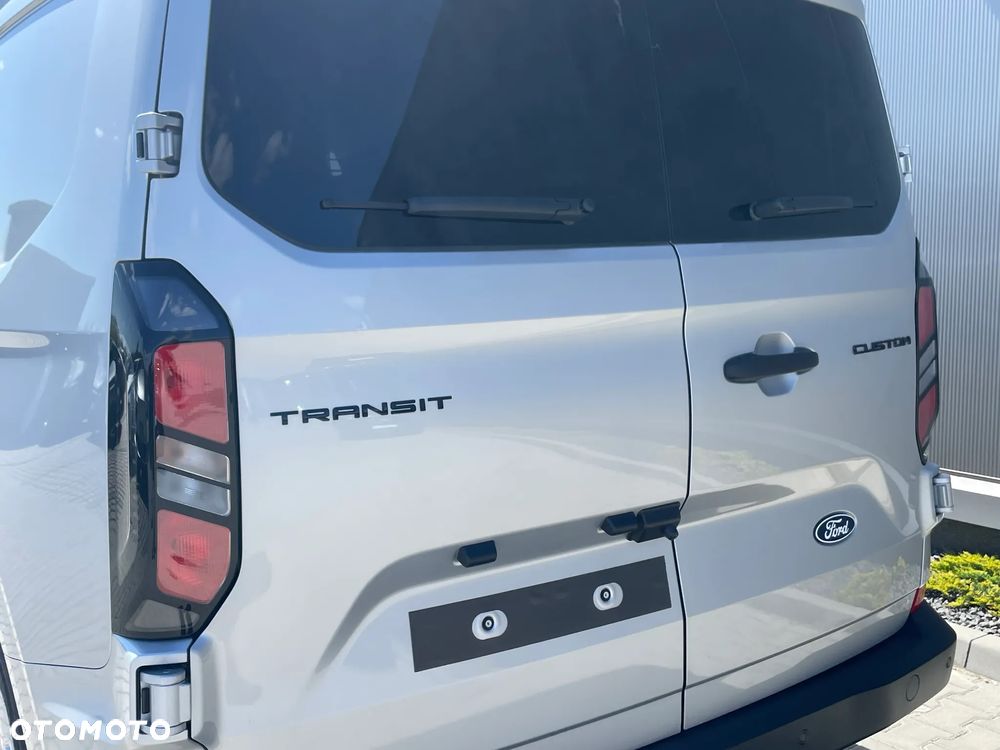 Ford Transit Custom - 9