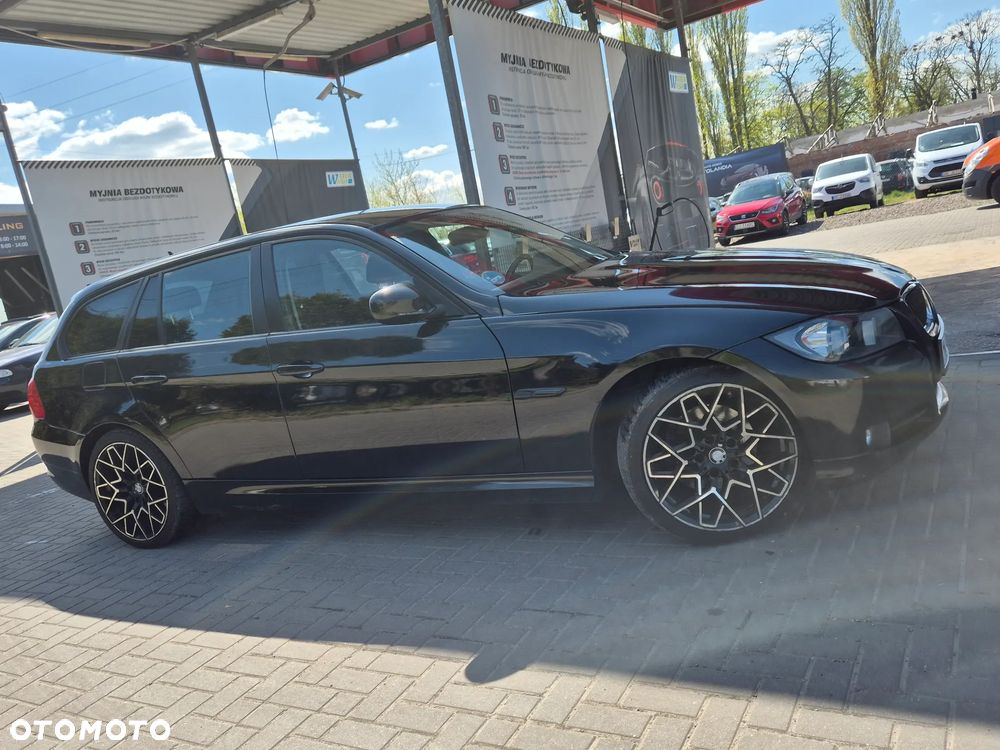 BMW Seria 3 320d - 15