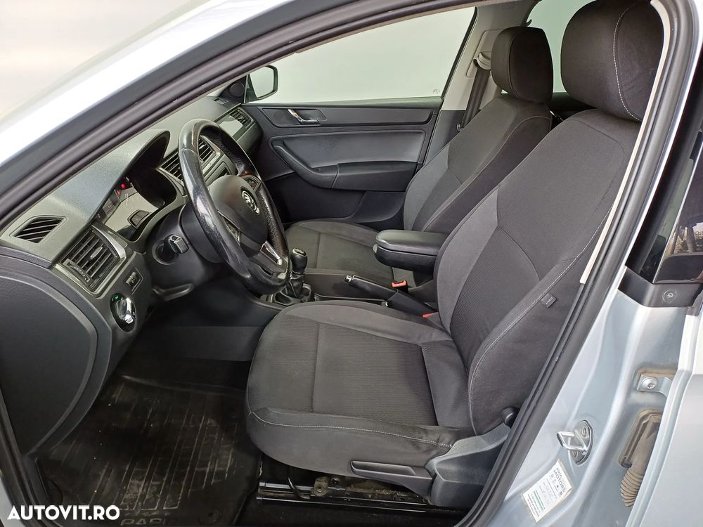 Skoda RAPID 1.2 TSI Ambition - 5