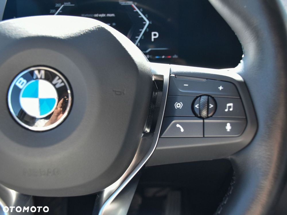 BMW X1 sDrive18i xLine - 18