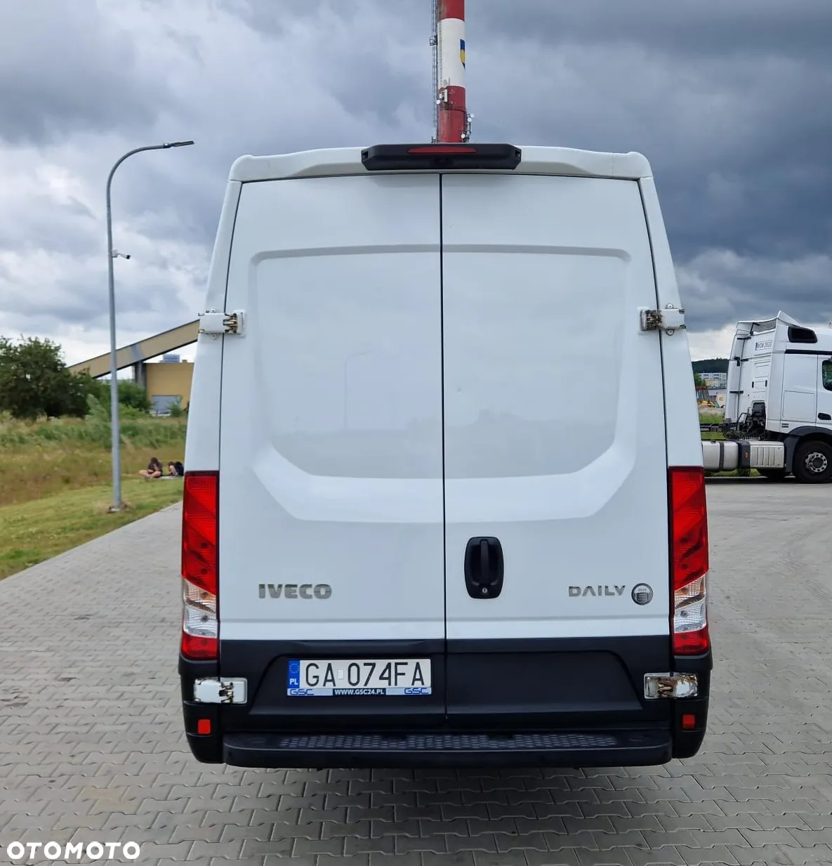 Iveco DAILY 35S18 - 23