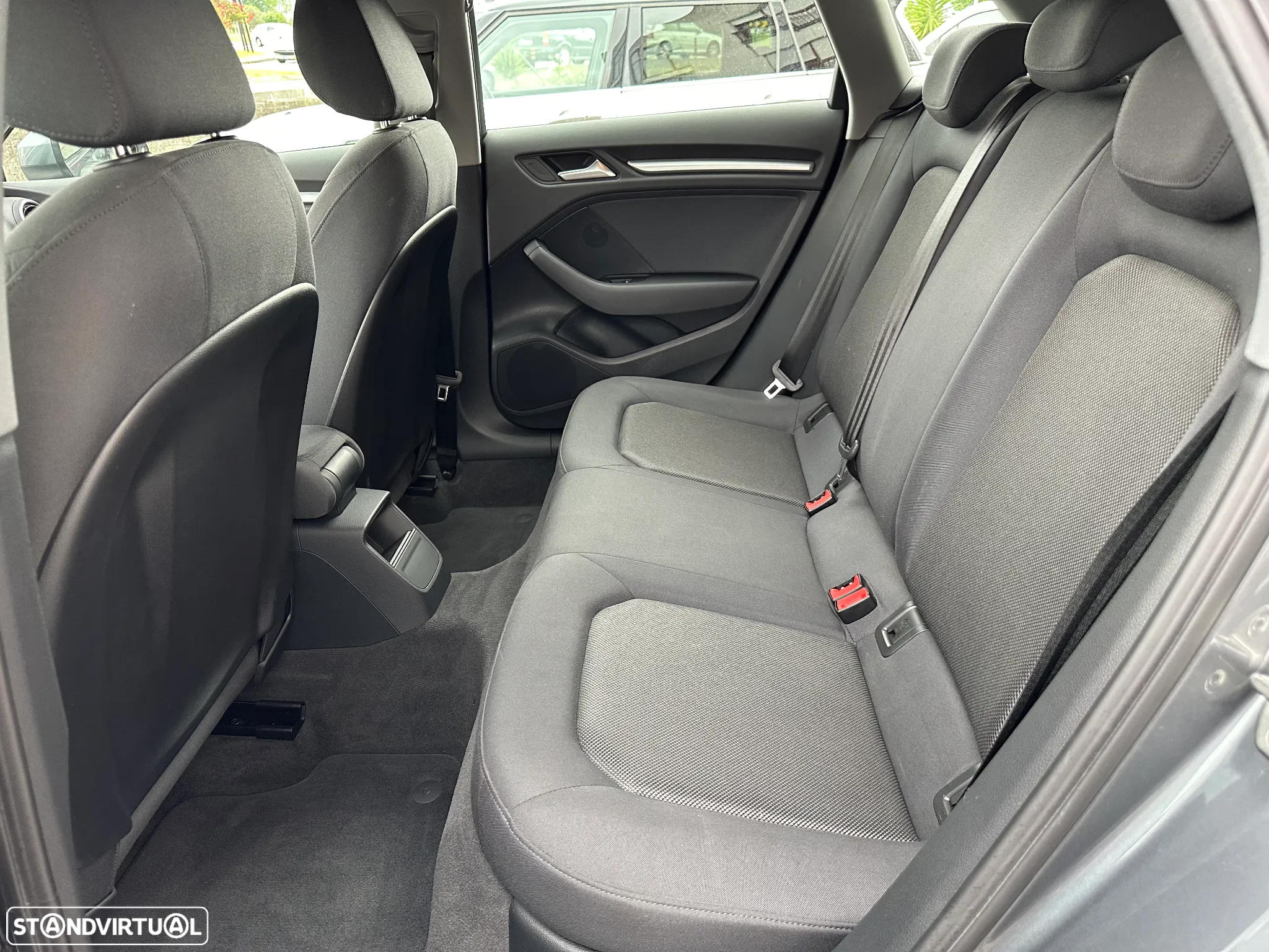 Audi A3 Sportback 30 TDI Design - 16