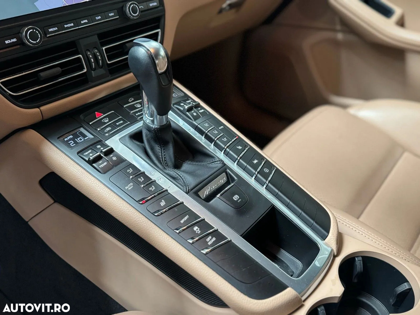 Porsche Macan S - 11