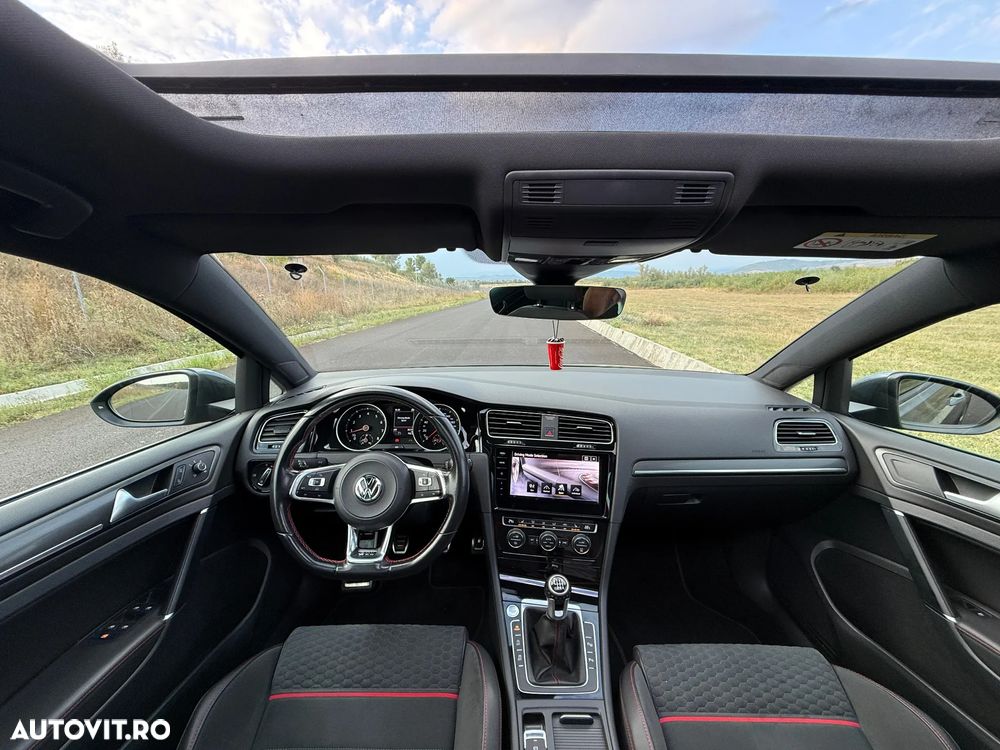 Volkswagen Golf 2.0 TSI GTI - 9