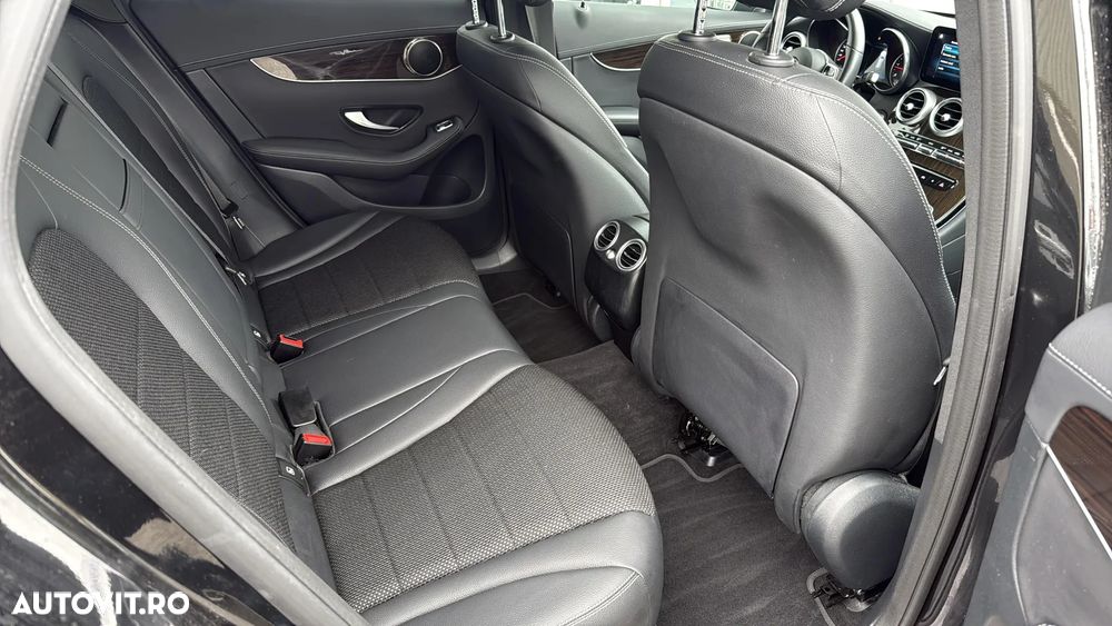 Mercedes-Benz GLC - 22