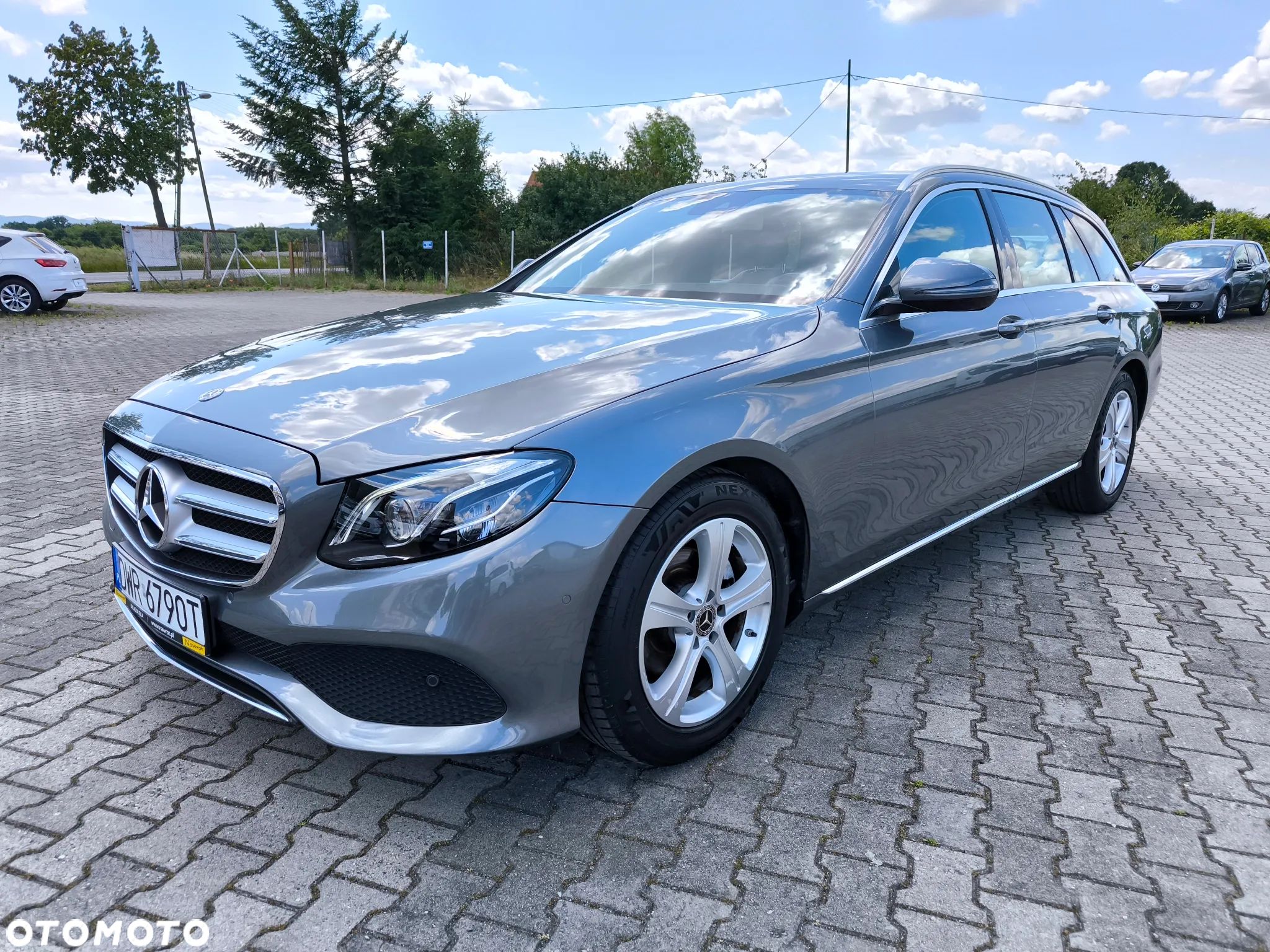 Mercedes-Benz Klasa E 200 d 9G-TRONIC - 1