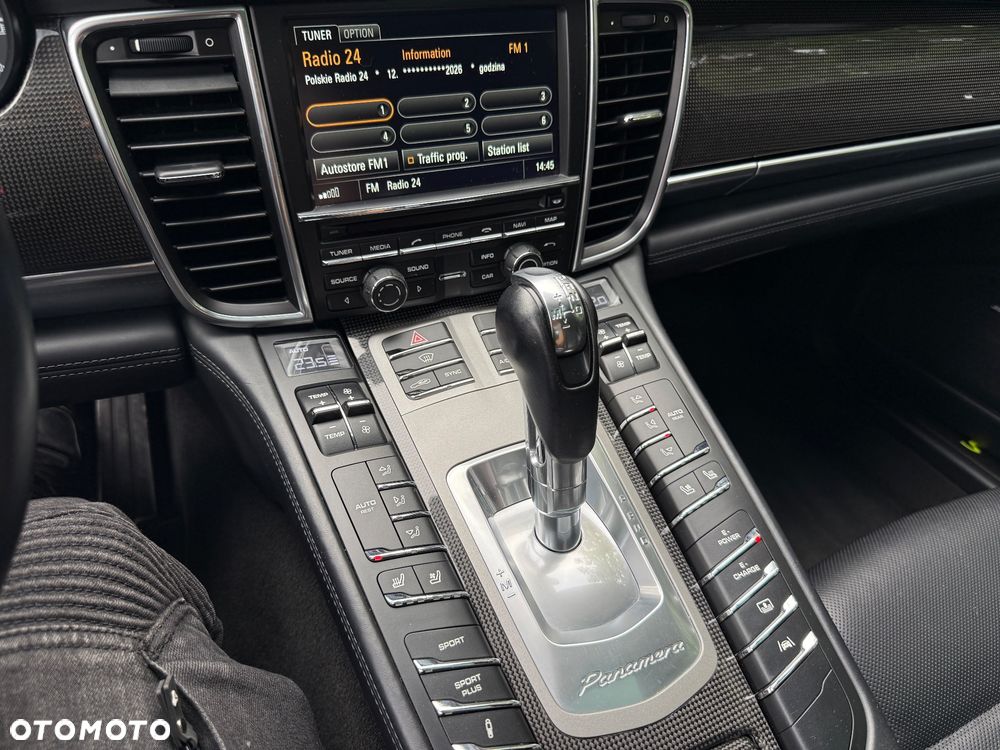 Porsche Panamera - 29