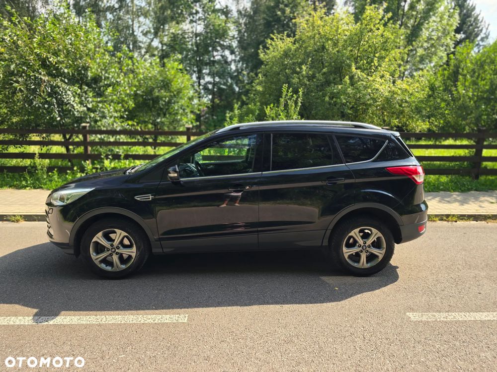 Ford Kuga 2.0 TDCi 2x4 Titanium - 18