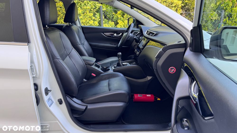 Nissan Qashqai 1.2 DIG-T Tekna - 25