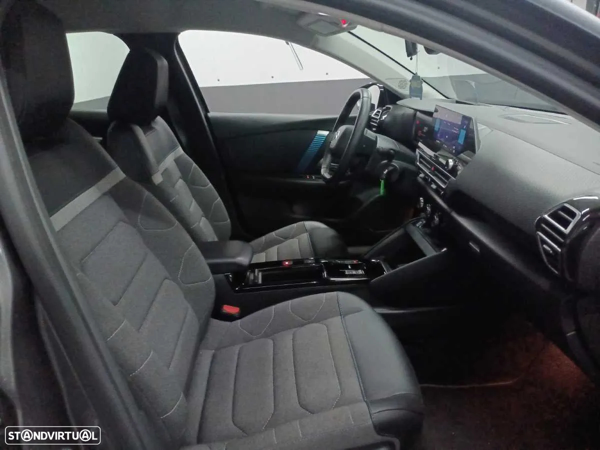 Citroën e-C4 50 kWh Feel - 3