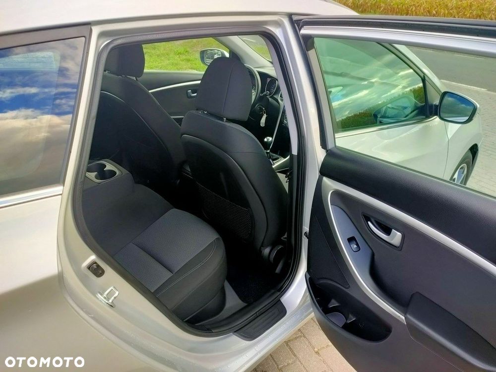 Hyundai i30 - 16