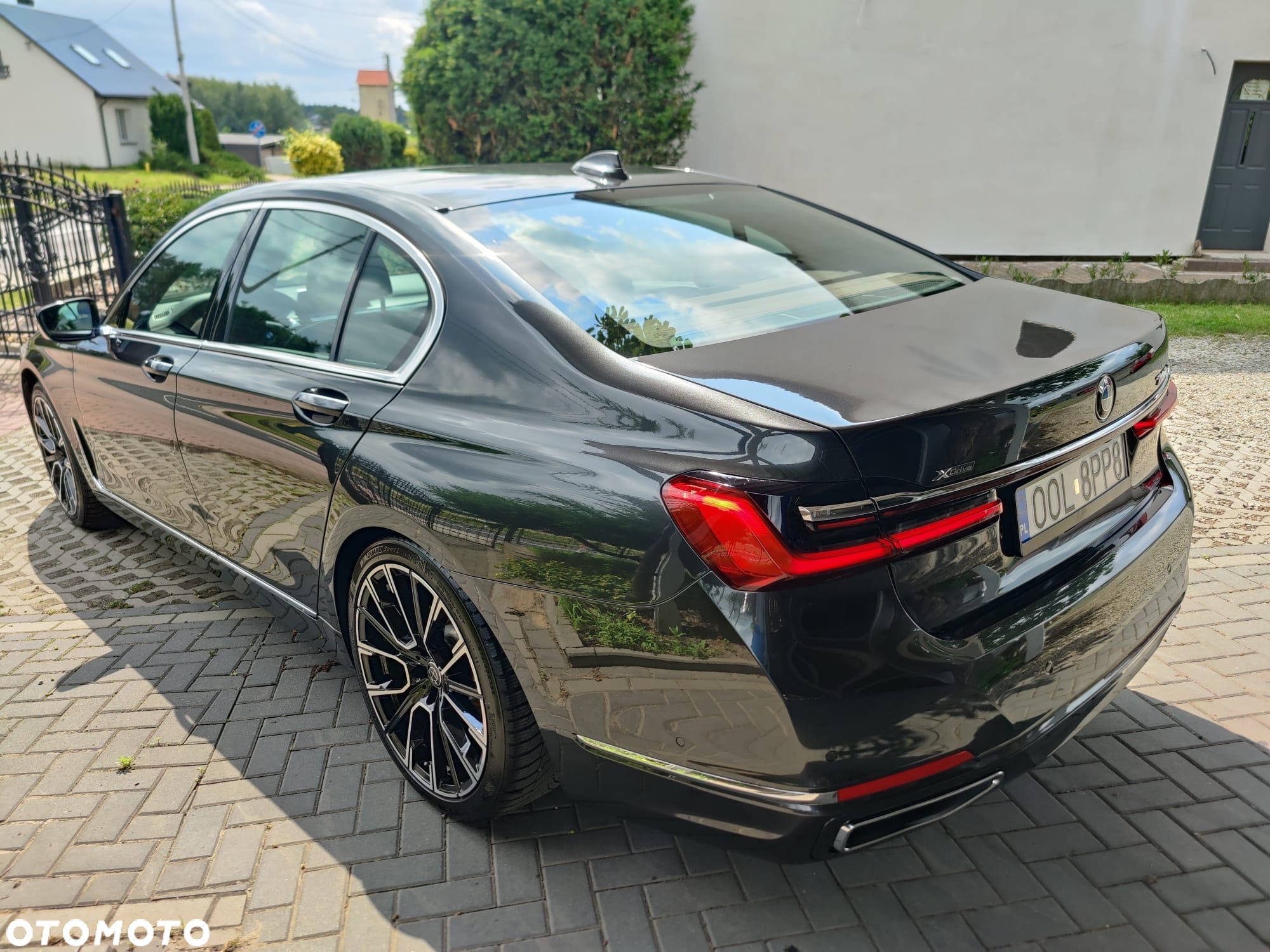 BMW Seria 7 740d xDrive - 13
