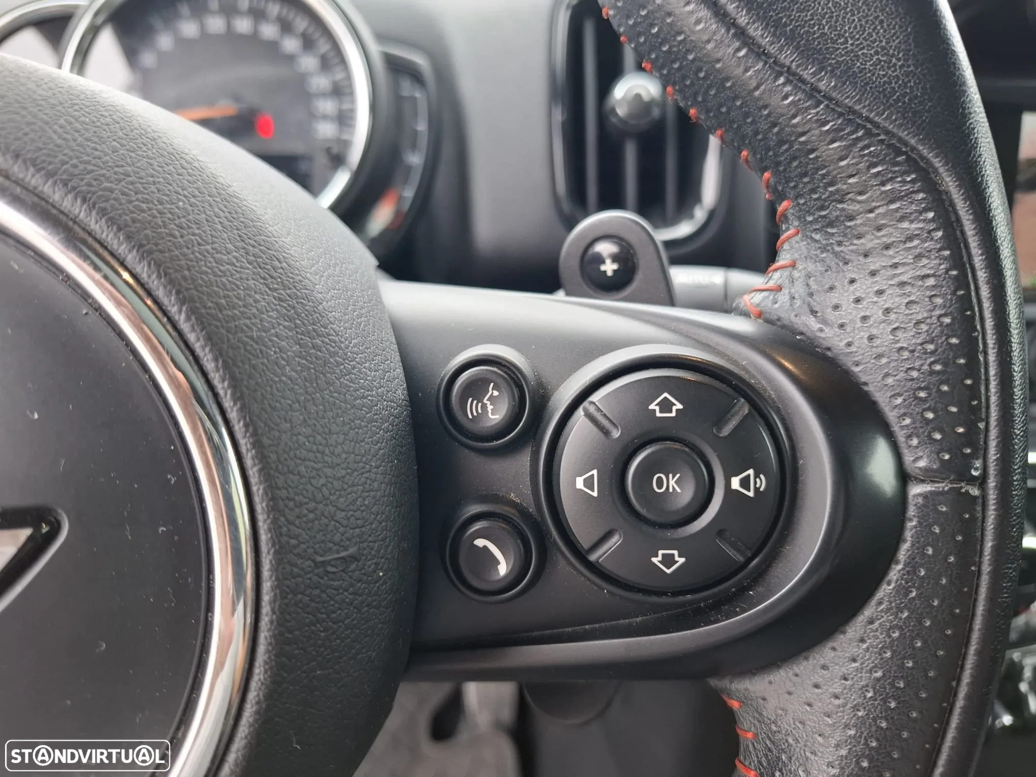 MINI Countryman Cooper SD Auto Desportiva - 29