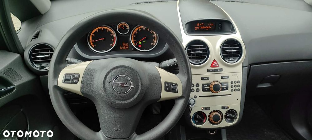 Opel Corsa 1.4 16V Silverline - 13