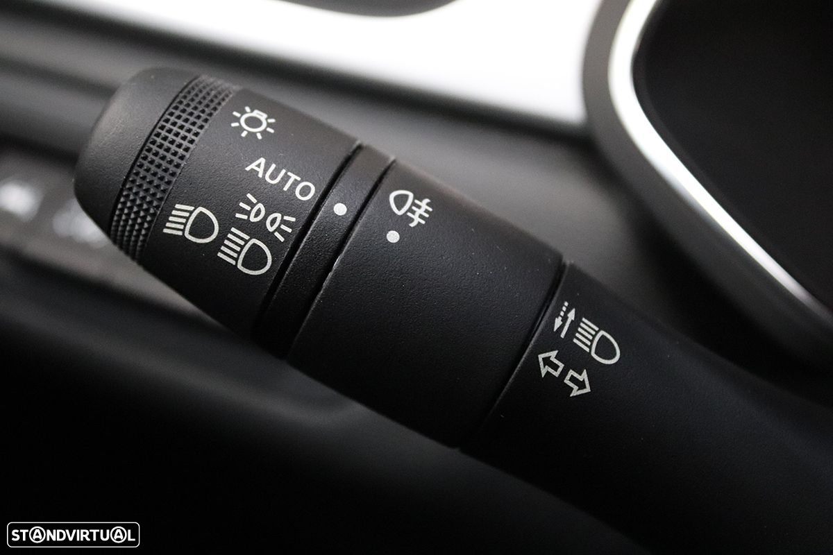 Renault Captur 1.0 TCe Techno Bi-Fuel - 17