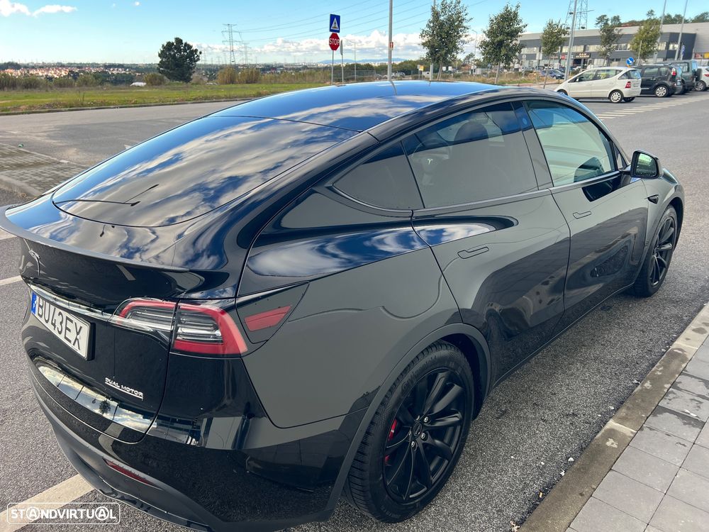 Tesla Model Y Performance Dual Motor AWD - 4