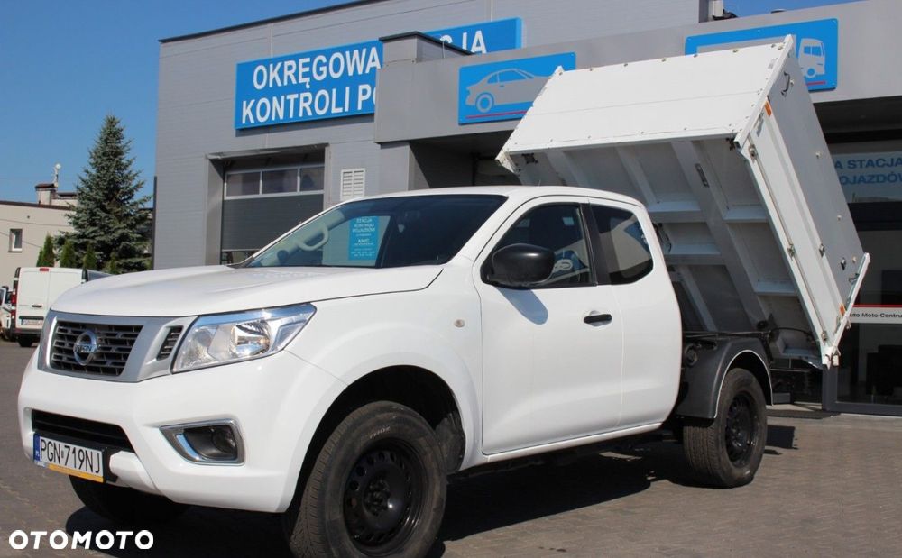 Nissan Navara - 2