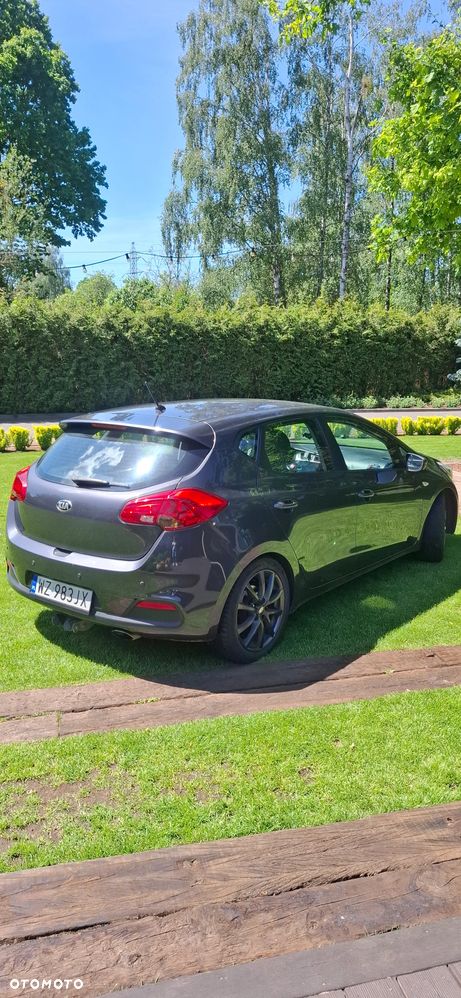 Kia Ceed 1.4 CVVT Dream-Team Edition - 5