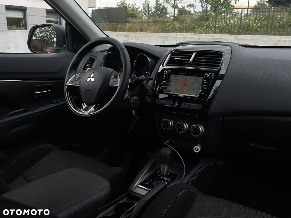 Mitsubishi ASX 2.0 2WD CVT Plus - 18