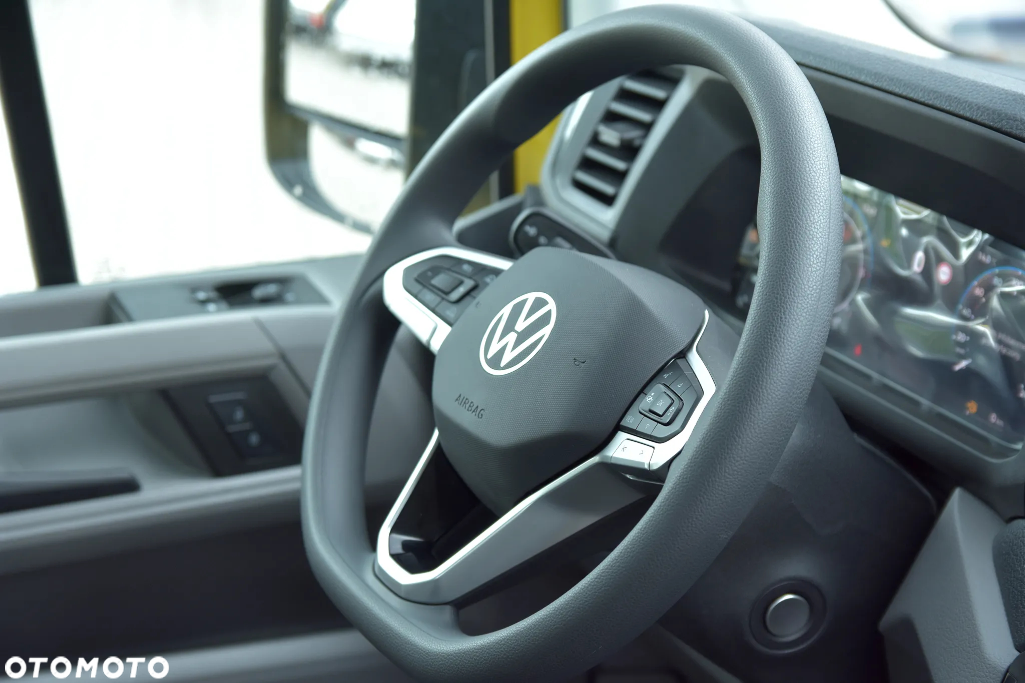 Volkswagen Crafter autolaweta PPP pomoc drogowa - 21