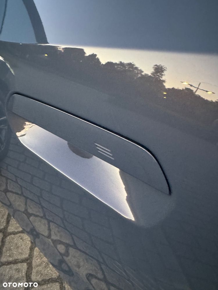 BMW Seria 2 218i - 24