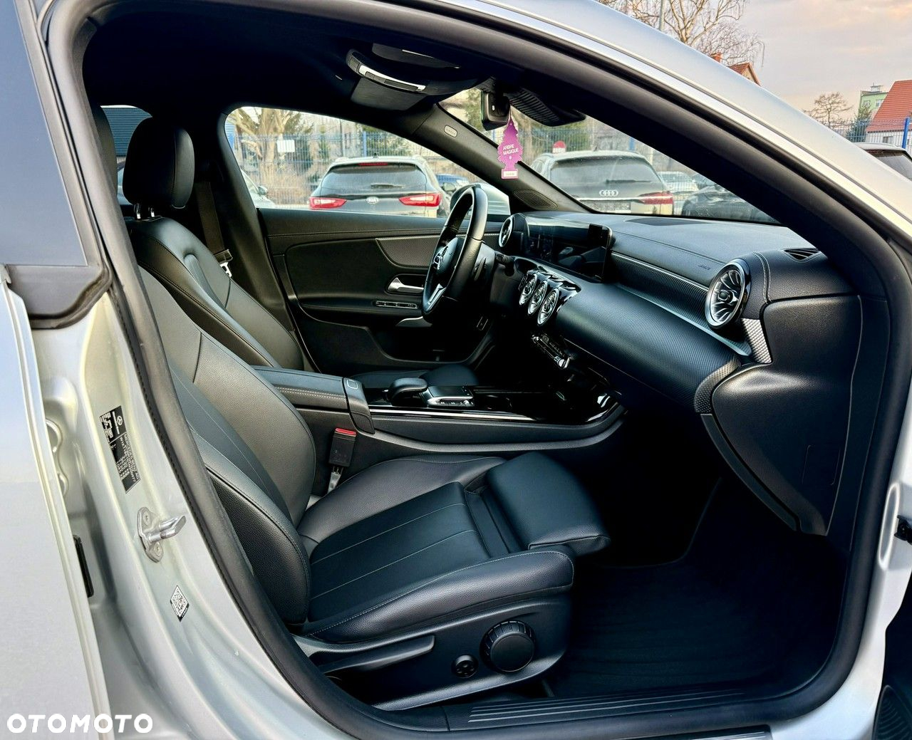Mercedes-Benz CLA 200 d Shooting Brake 8G-DCT Edition 2021 - 13