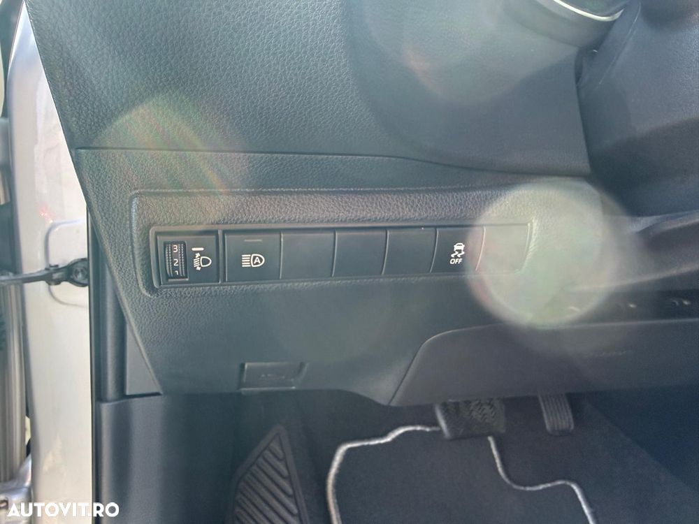 Toyota Corolla 1.8 HSD Dynamic - 20